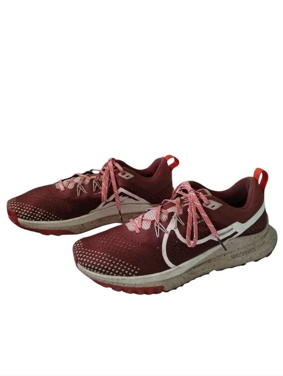 Nike React Pegasus Trail 4 Sneaker Shoes Womens 9.5 in Dark Pony Picante Red