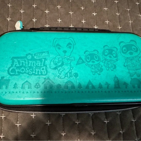Animal Crossing Teal Carrying Case