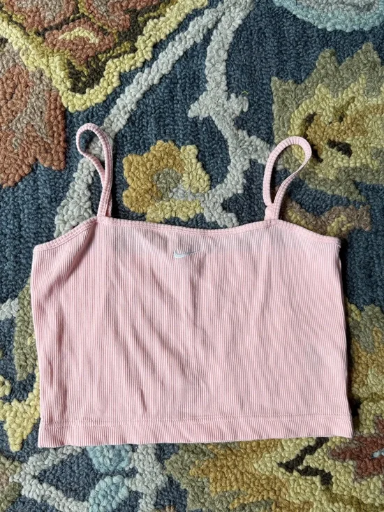 Nike Light Pink Ribbed Cropped Tank Top Embroidered Logo Size Medium