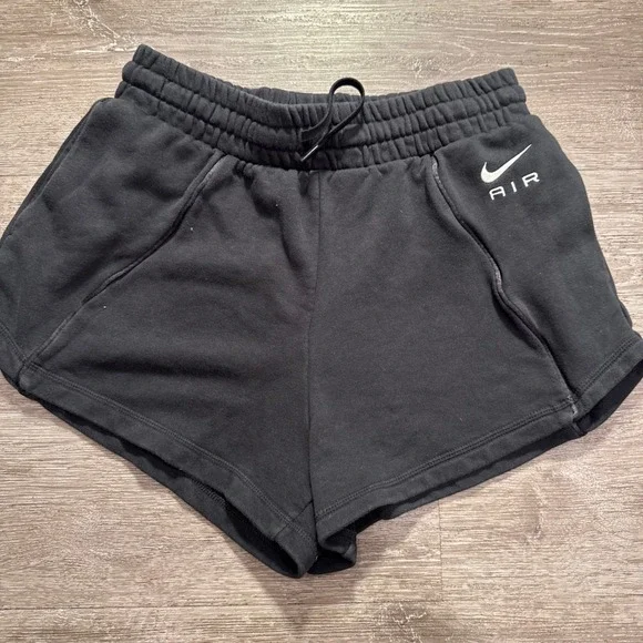 Nike Air Shorts Womens Medium Black Fleece Cotton High Rise Gym Athletic DQ6565
