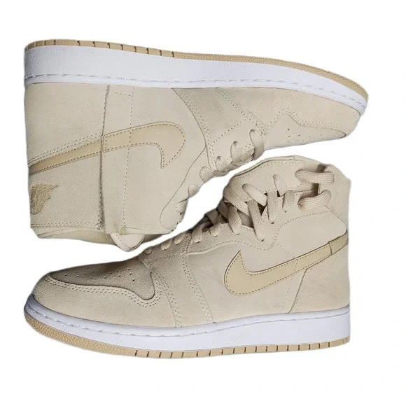 Nike Air Jordan 1 Rebel XX Sneakers Womens Size 8 Tan White Lace Up‎ AR5599-201