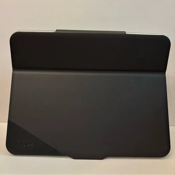 Targus VersaVu Clear Case for iPad Air 10.9 Inch