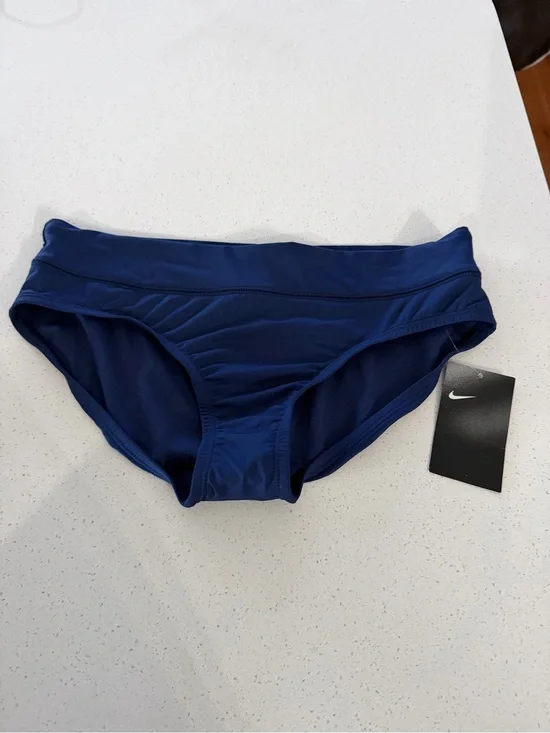 Nike Women’s Sport Bikini Bottom