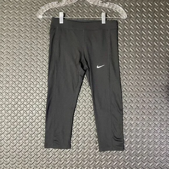Nike Capri Legging Dri-Fit Athletic Running Workout Gym Fit Women's Size XS‎