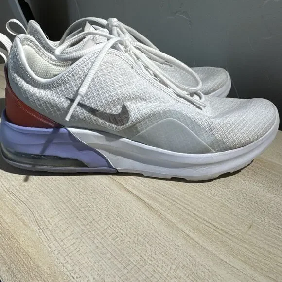 NIKE AIR MAX MOTION 2 WOMEN'S RUNNING SHOES SIZE 7 CW5594 White Purple