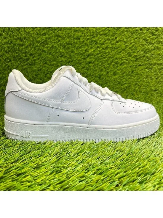 Nike Air Force 1 Low '07 Womens Size 9 White Athletic Leather Shoes Sneakers