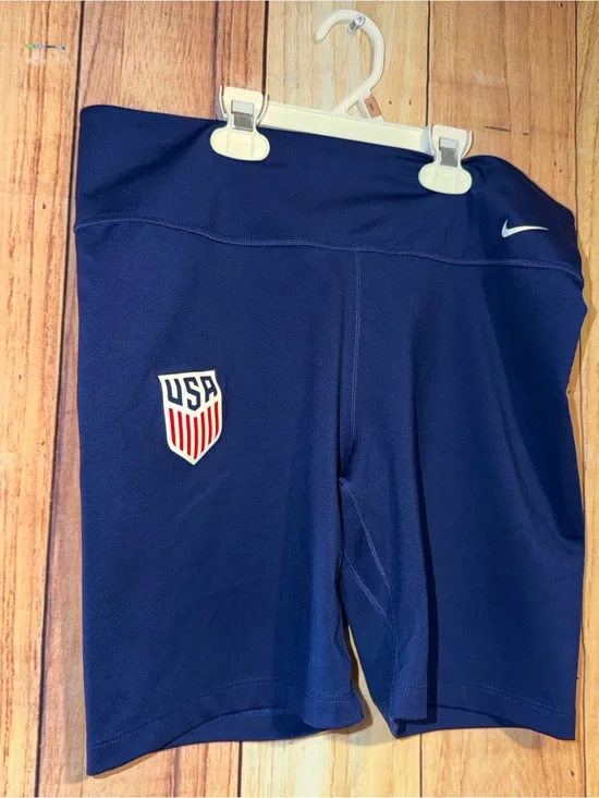 Nike Dri-Fit Size Large Bike Shorts Navy Blue USA National Soccer Team Like New