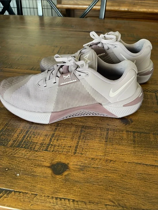 Nike Women’s Metcon10 ReactX-Violet *JUST LIKE NEW*