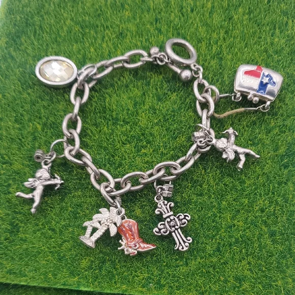 Silver Tone Charm Bracelet with Texas and Angel Charms‎ B3025