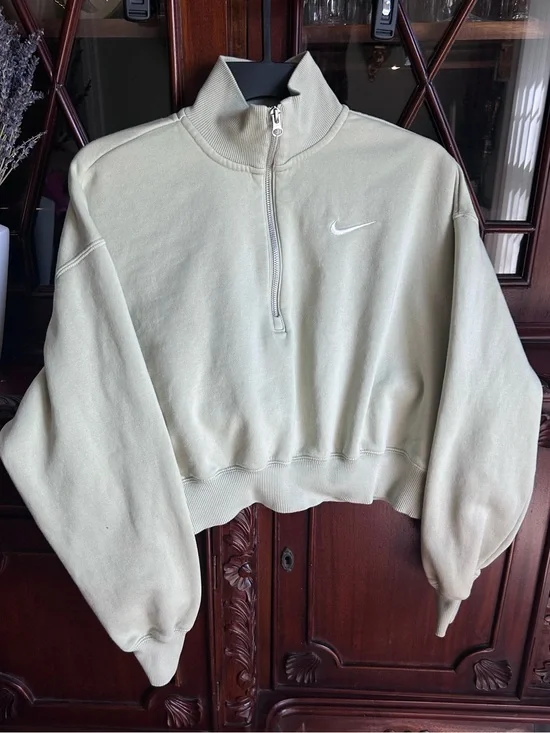 Nike Phoenix Fleece Women's Green Cropped Half-Zip Sweatshirt