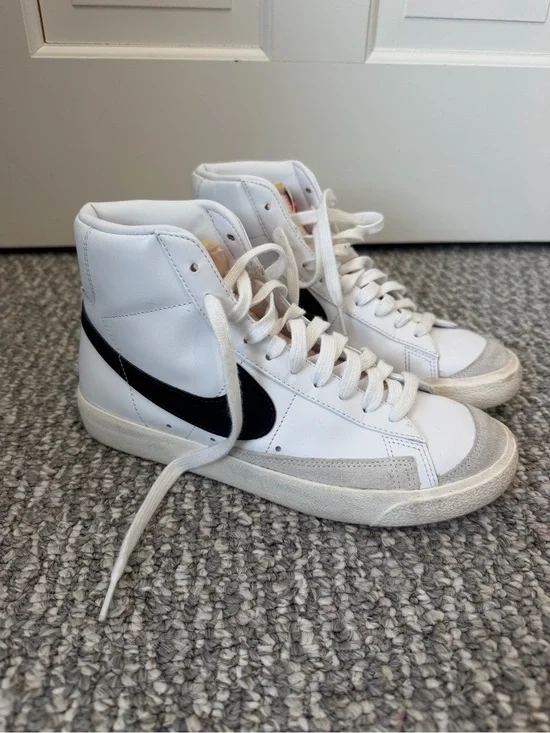 Nike Women’s Blazers