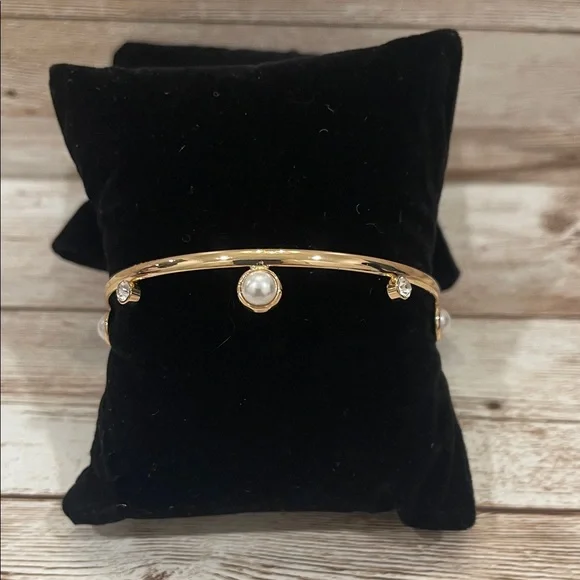 Anne‎ Klein Gold Bracelet with Pearl Charms Retails $28