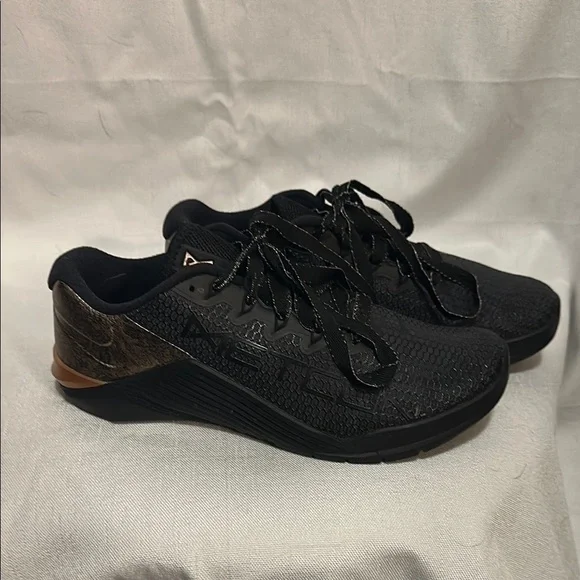 Nike Black and Bronze Athletic Shoes