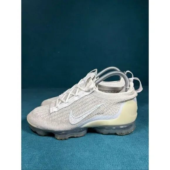 Nike Air VaporMax 2021 Flyknit Next Nature Summit White Light Bone Women’s Size