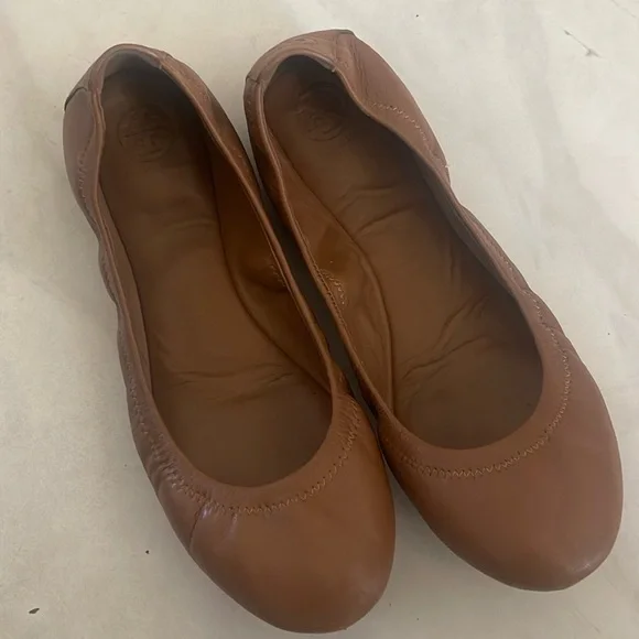 Tory Burch Eddie Ballet Flats Leather in Camel Size 8