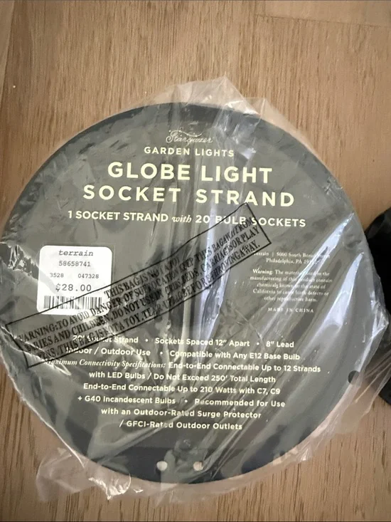 Globe Light Socket Strand in Black - Garden Lights