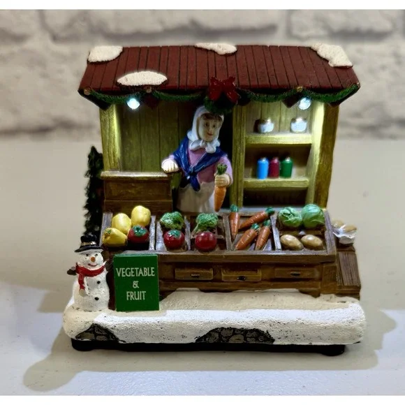 Vintage Christmas Village Illuminated Vegetable Fruit Stand  4