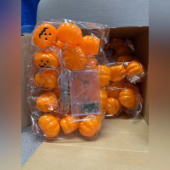 LED Halloween String Lights 6pc Set 6ft Long  Open Box