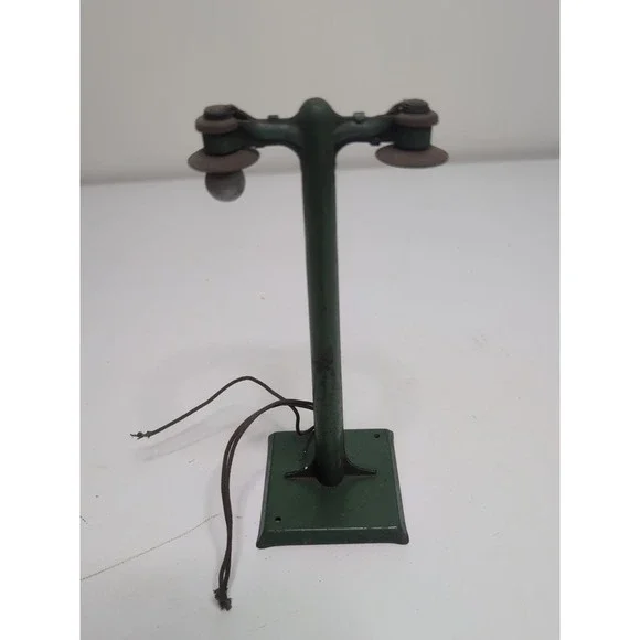 Vintage Street Light Gilbert American Flyer Train Pre War #233