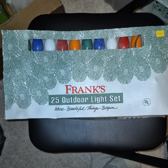 25 Large Bulb Outdoor Light Set
