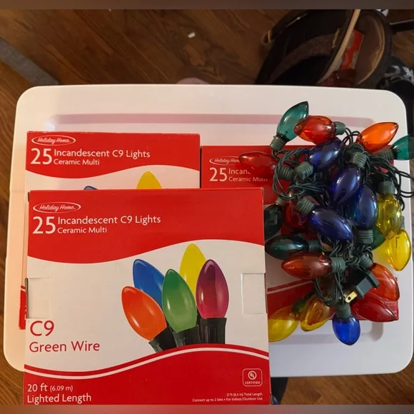 Incandescent C9 Multicolor Christmas Light Set of 4; 25 Count