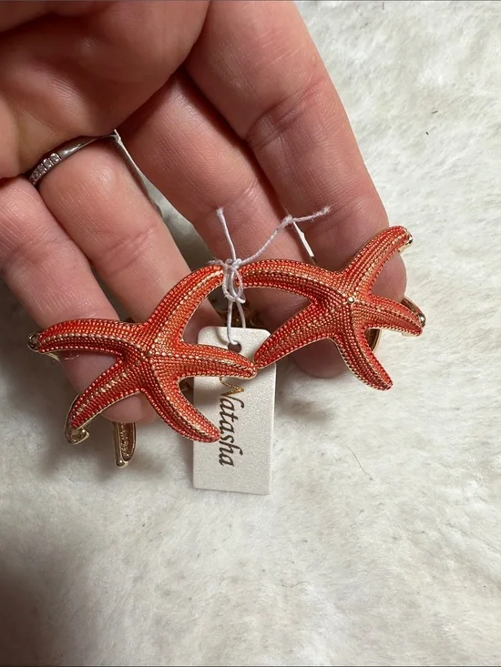 Natasha orange starfish stretchy gold bracelet