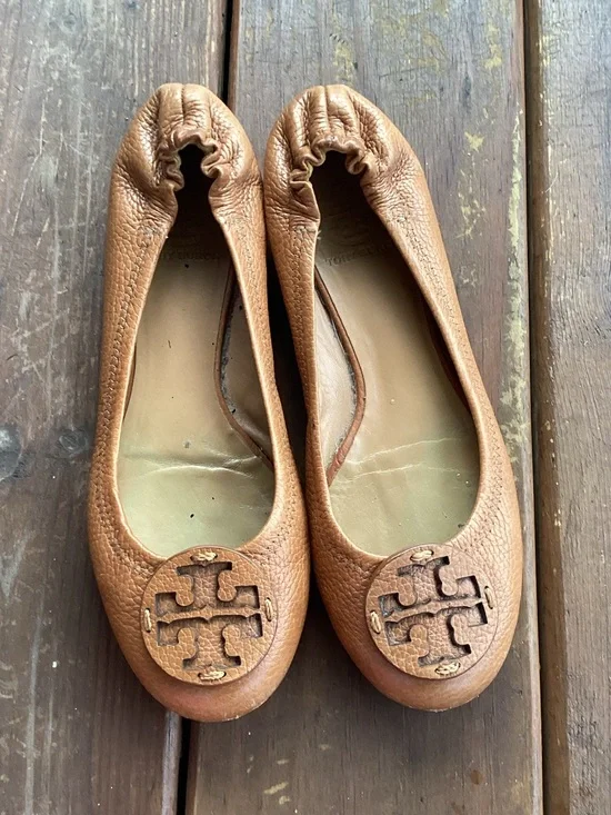 Tory Burch Leather Flats Carmel Brown Shoes Sz 7.5