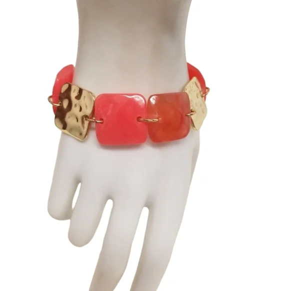 Vintage Swarovski Pink Resin & Hammered Gold Square Link Toggle Bracelet