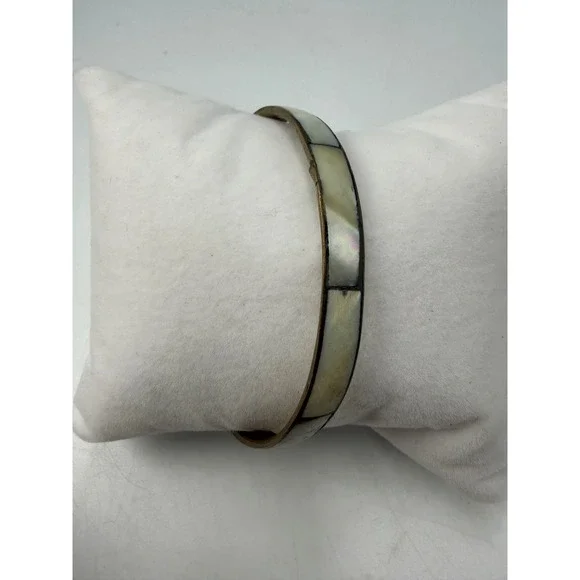 Vintage Brass Mother of Pearl Inlay Bangle Bracelet Iridescent Shell Boho