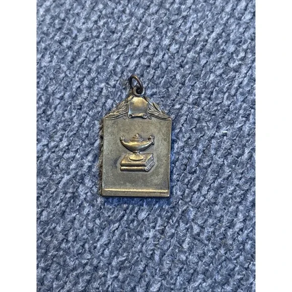 Antique Lamp Of Knowledge Best New Story 1937-1948 Pendant Charm