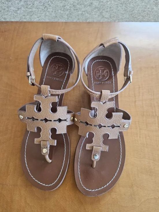 Tory Burch Tan Leather Logo Cutout T-Strap Sandals