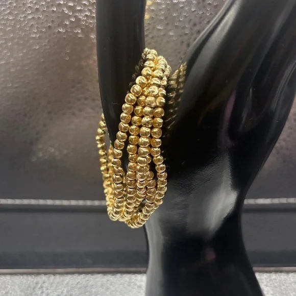 Elegant Gold Beaded Bracelet
