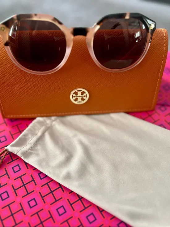 Tory Burch Classic Round/Cat-Eye Hybrid Style Sunglasses