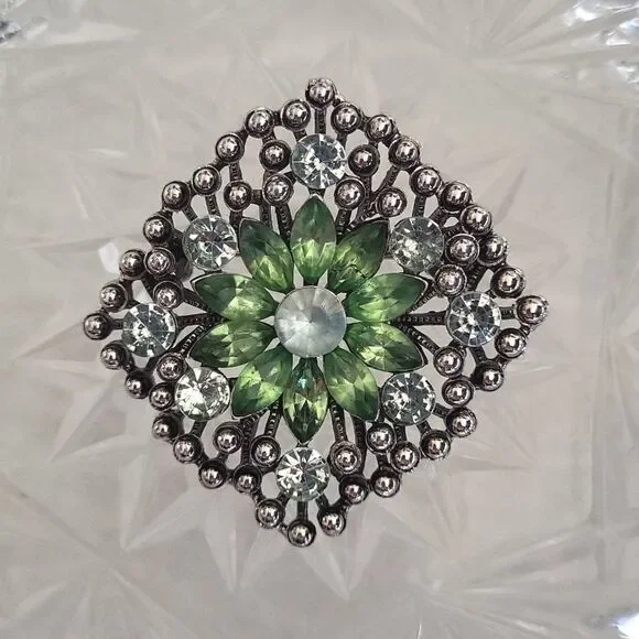 BRILLIANT Green Rhinestone Flower Brooch