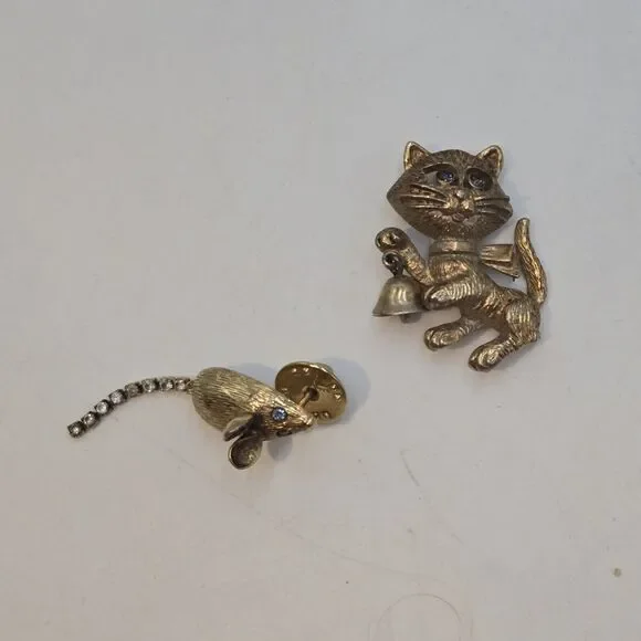 Vintage Avon Cat with Bell and Articulated Mouse Pins Scatter Set Of 2 Gold Tone