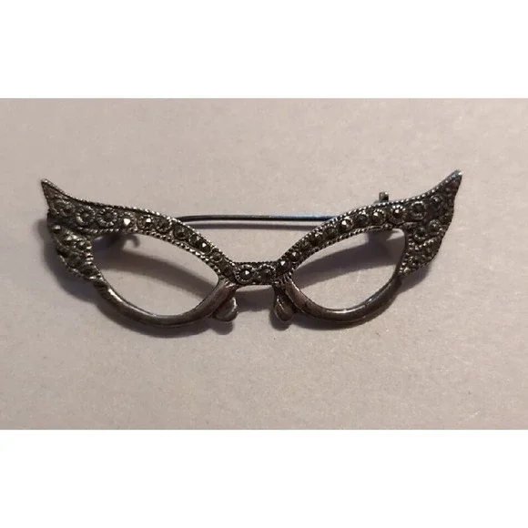 Vintage Extremely Rare Sterling Silver Cat Eye Glasses Frame Brooch Pin Gorgeous