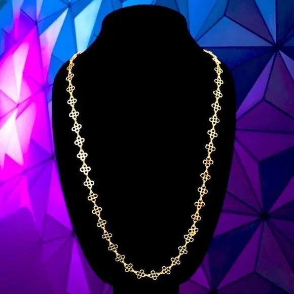 TORY BURCH REIMAGINED IN 18K GOLD PLATED BRASS WITH A DOUBLE T CHARM NECKLACE.