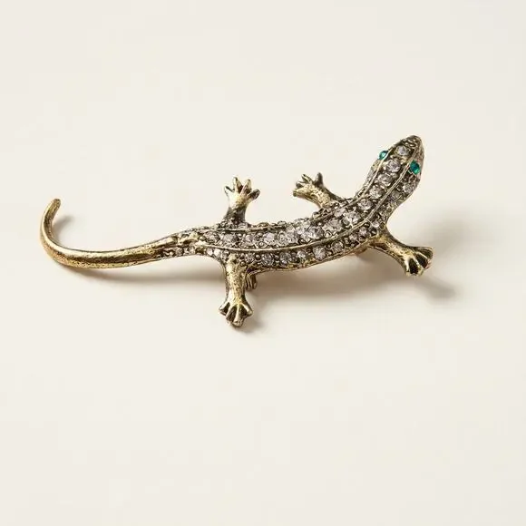Vintage Antiqued Silver-Tone Lizard Brooch – Emerald Rhinestone Eyes Figural Pin