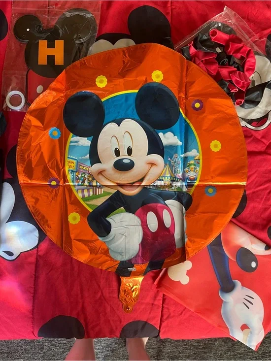 43 Piece Mickey Mouse 1st Birthday Set