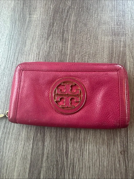 Tory Burch Fuchsia Pink Leather Zip Around Wallet with Logo Medallion