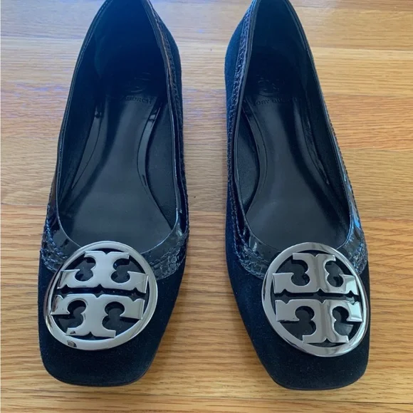Tory Burch Womens Square Toe Black Swede Patent Logo Ballet Flats Shoes Sz 7.5 M