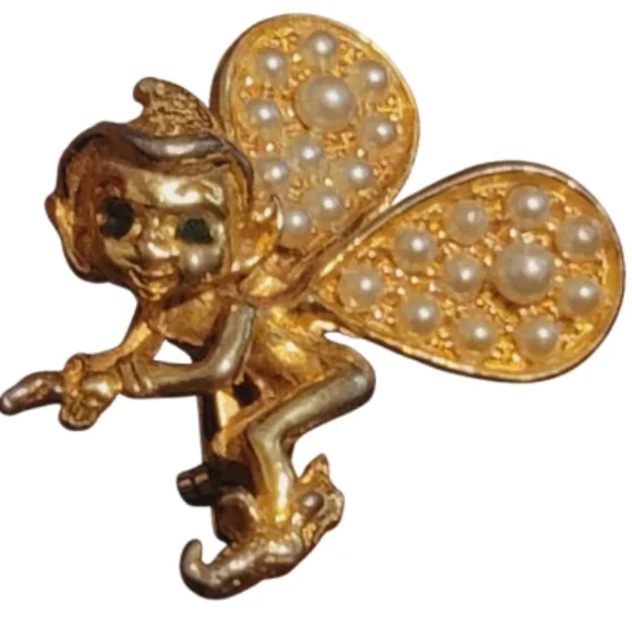 Vintage brooch fairy imp sprite wings faux pearls pin