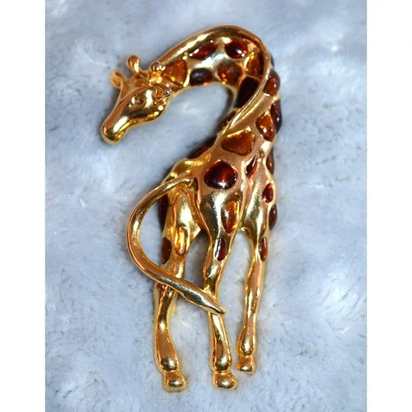 Vintage Gold Tone Giraffe Brooch / Pin  2.75
