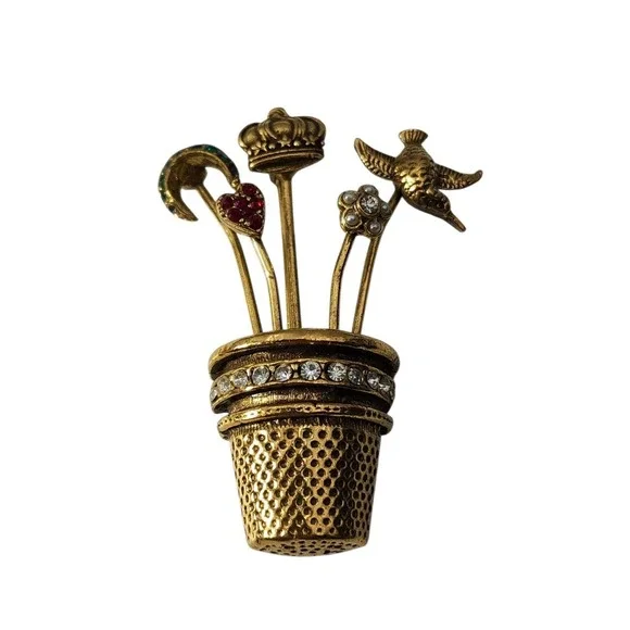 Vintage Schrager gold‎ tone rhinestone thimble flower pot stick pin brooch
