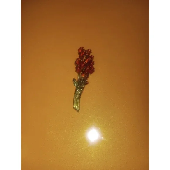 DM 97 Rose‎ Bouquet Gold Tone Brooch 2 1/8 Inch Vintage