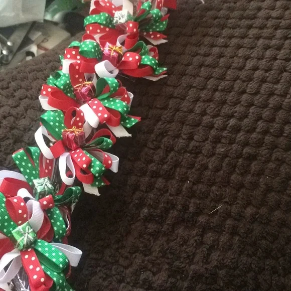 New lot of holiday barrettes