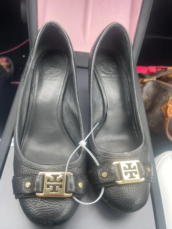 Tory Burch Black Leather platform heels with Gold Logo Accent