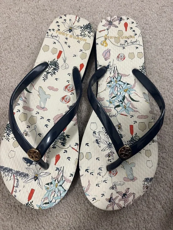 Tory Burch Flip Flops size 7