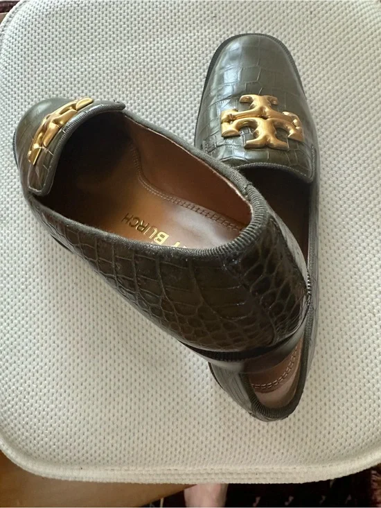 Tory Burch Olive Croc-Embossed Leather Loafers with Gold Logo