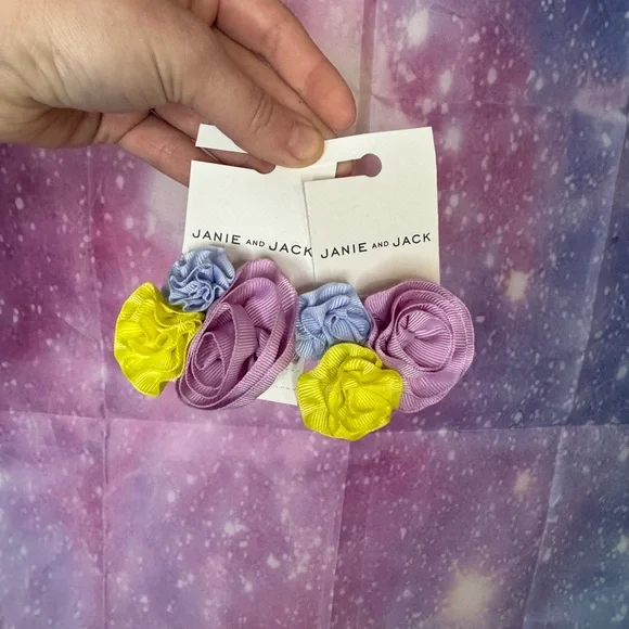 Two new Janie and Jack hair clips 🛍